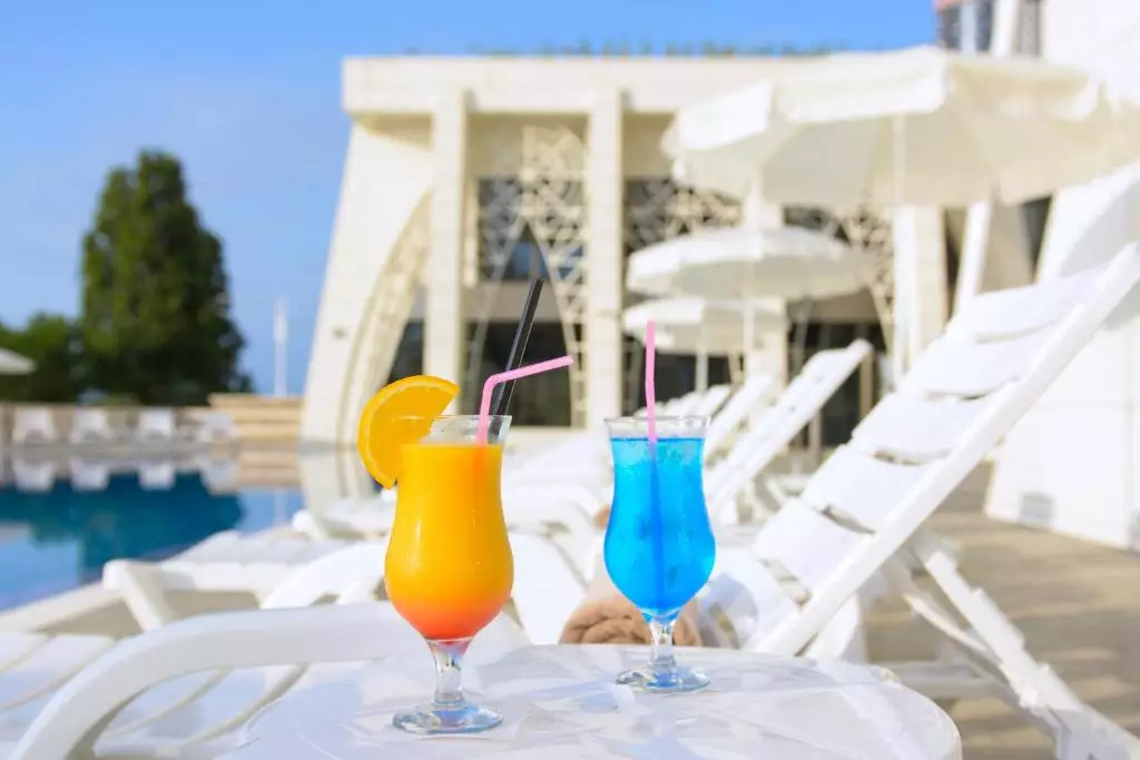 The Grand Gloria Hotel